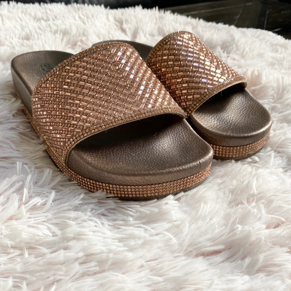 Rose Sparkling Sandals
